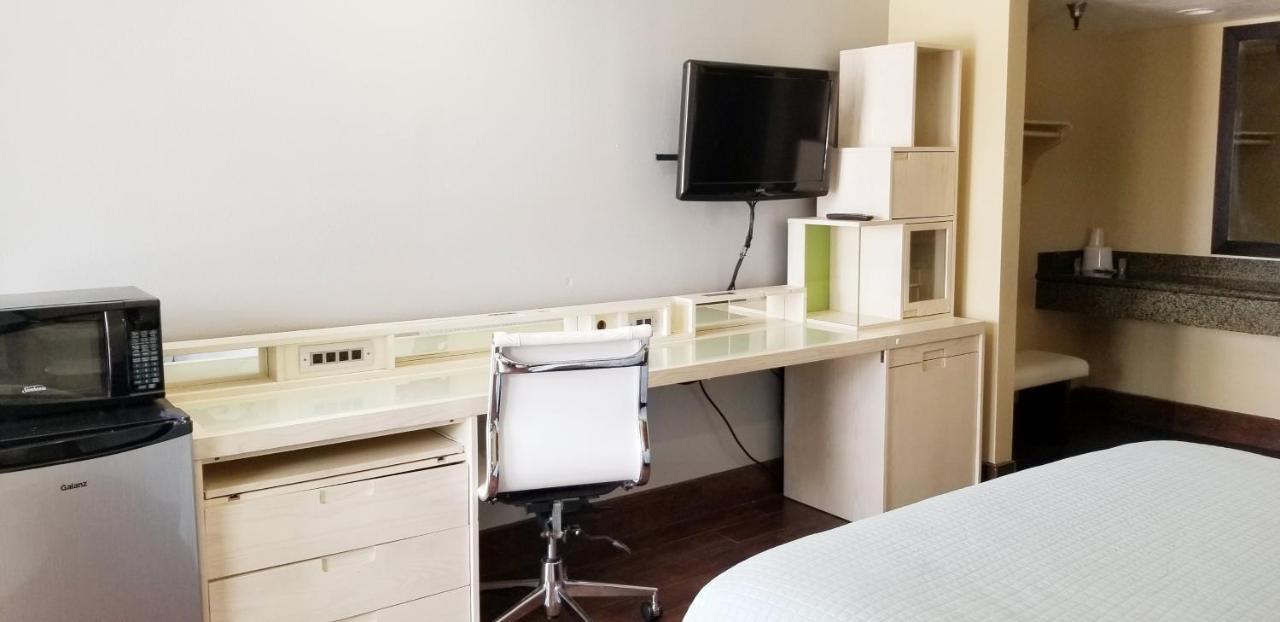 Century Motel Buena Park Quarto foto